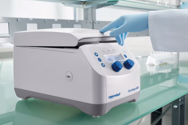 centrifuge, apparatuur für lab, microcentrifuge, wit apparaat, gewassen hand