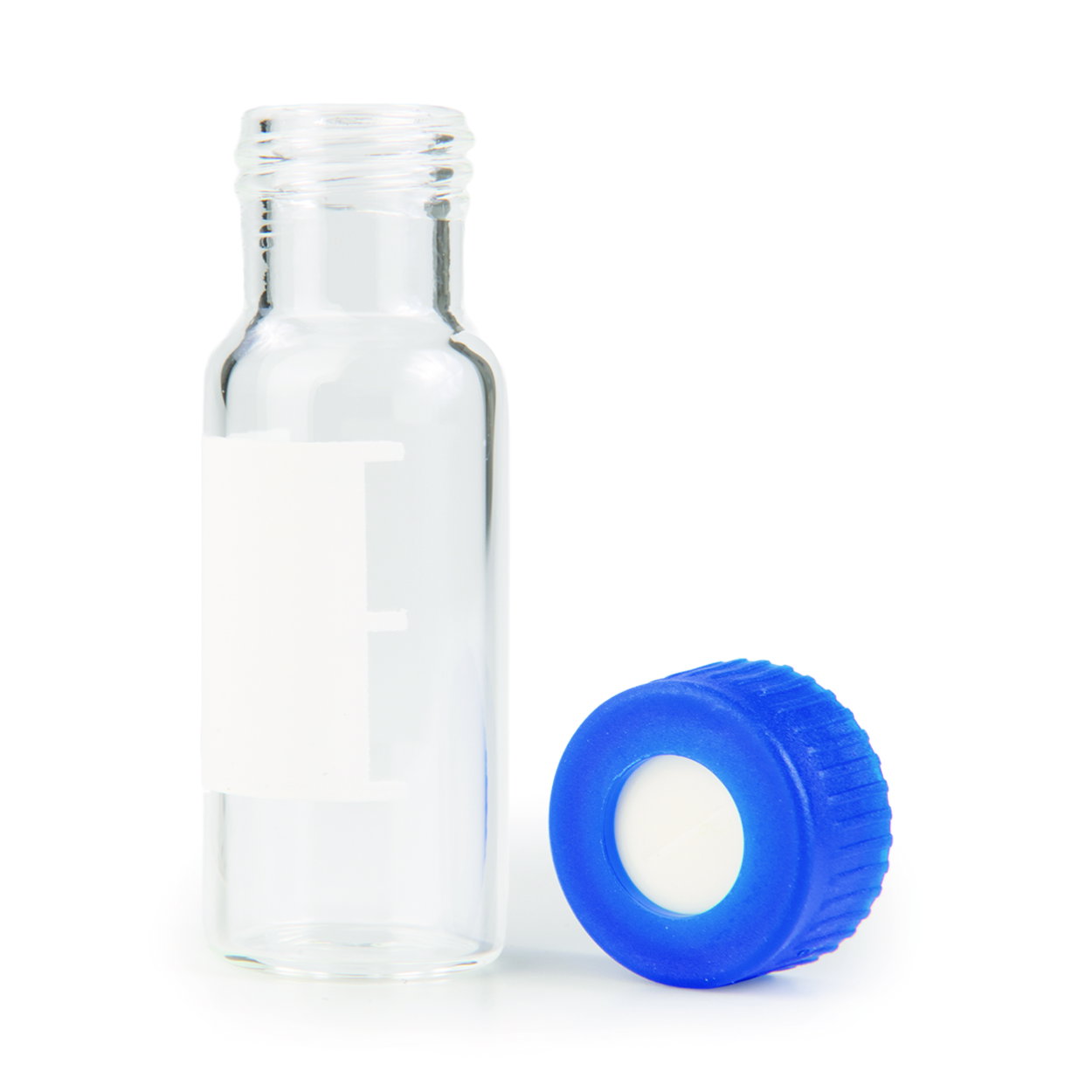 fles water, lege fles, fles zonder inhoud, helder glas, blauwe dop